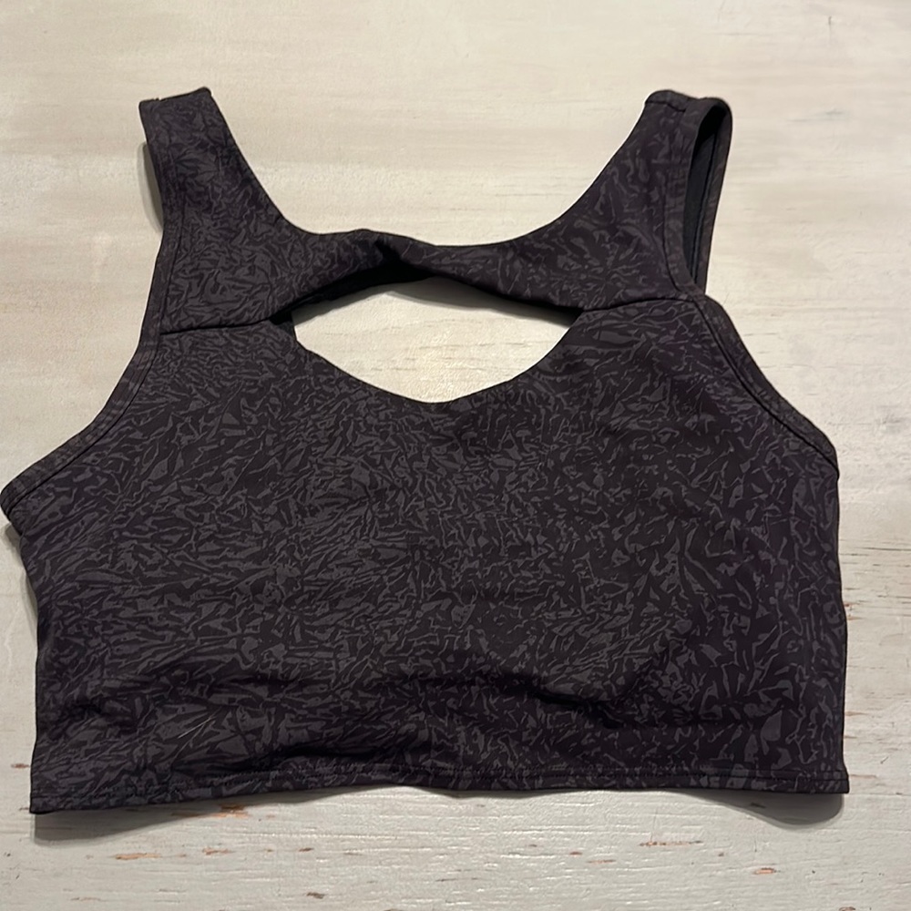 Lululemon Everlux Cut-Out Train Bra
